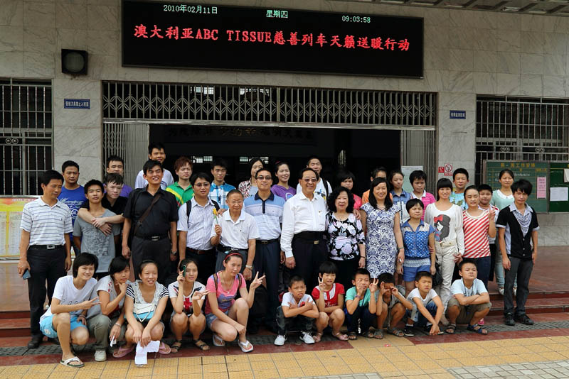 2012年9月，魏基成“天籁列车”驶入湖南长沙
