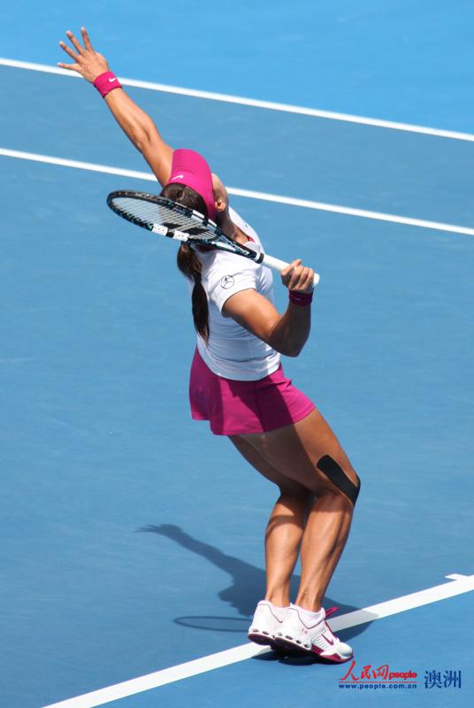 澳网女单第二轮 李娜亮相罗德雷沃球场