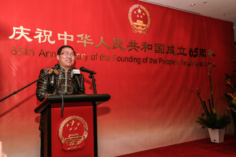李华新总领事在仪式上致辞（摄影 贺吉）