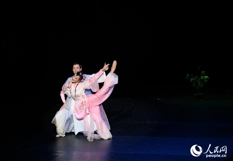 大型舞剧《十里红妆·女儿梦》悉尼成功首演。（摄影 马小龙）