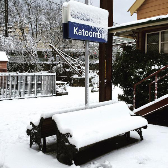 蓝山附近车站被白雪覆盖（图片来源：社交媒体twitter）