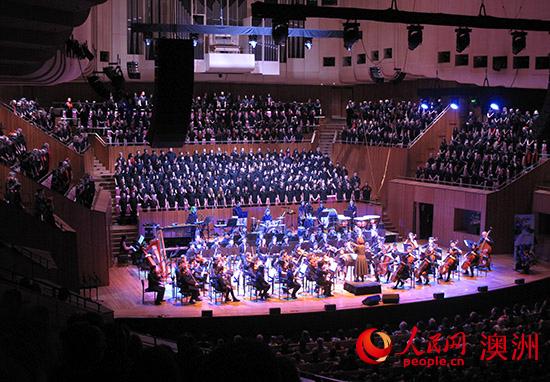 中澳学生在悉尼歌剧院带来精彩的演出（摄影 盛楚宜）