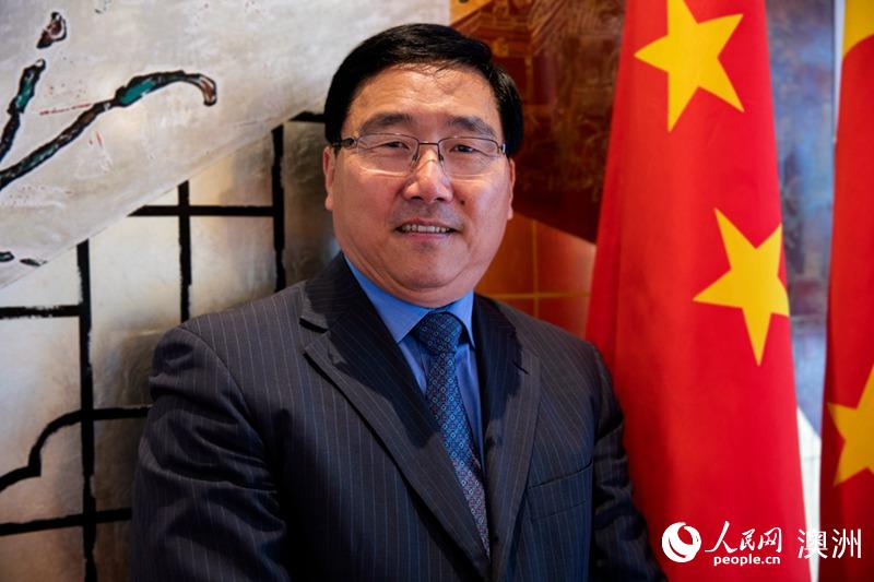 中国驻悉尼总领事李华新通过人民网向广大网友拜年