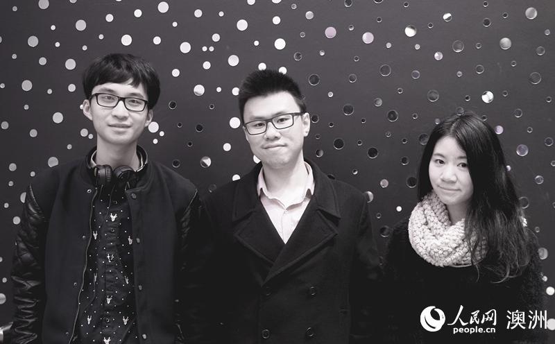 作品设计团队成员左起：贾桐、罗世迪、阎梦菁