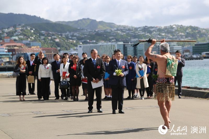 新西蘭為中方代表舉行了歡迎儀式——由毛利部落代表引領的挑戰儀式（攝影 盛楚宜）